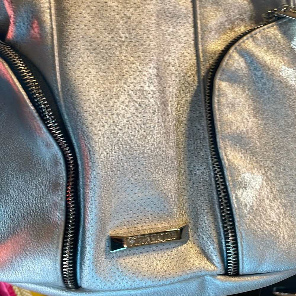 Free Giveaway 🚨🎉